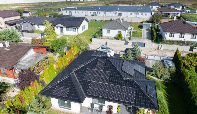 FOTO NITRA FOTOVOLTAIKA FOTOVOLTIKA SOLAR HYBRID GODWEE 2
